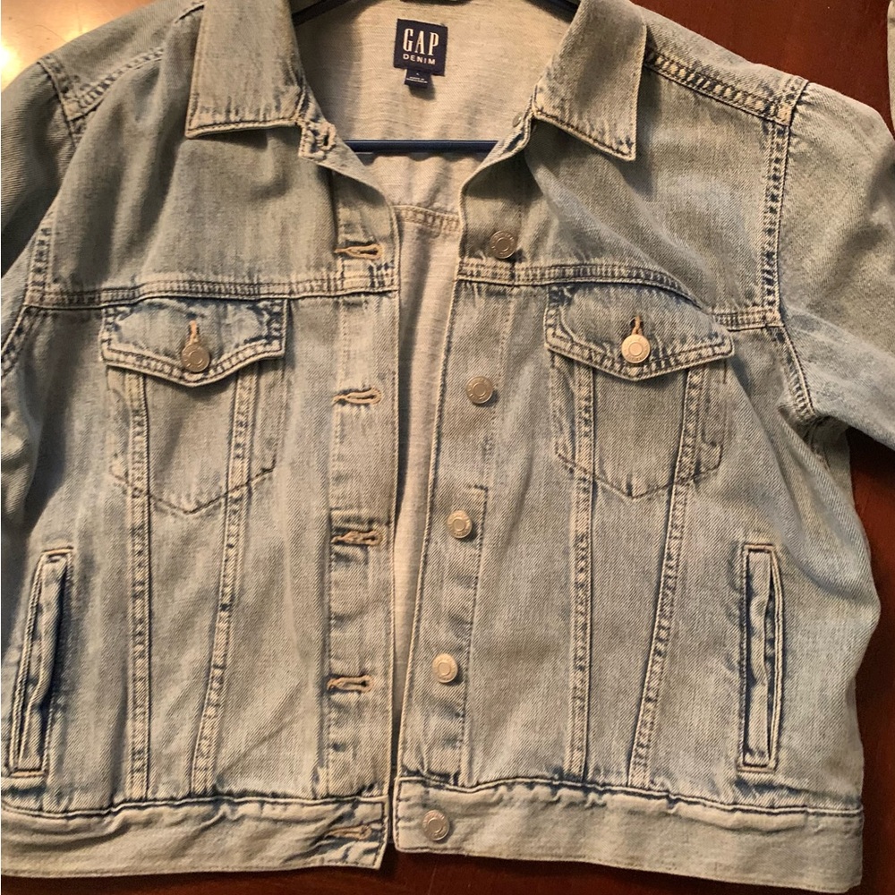GAP Women's Vintage Light Blue Denim Jacket